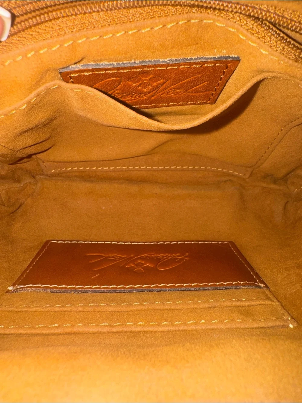 Patricia Nash KISS LOCK Leather Wristlet Clutch Cognac Quality Made Fits Phone